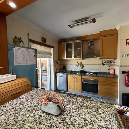 Rito's Paradise דירה נאזרה