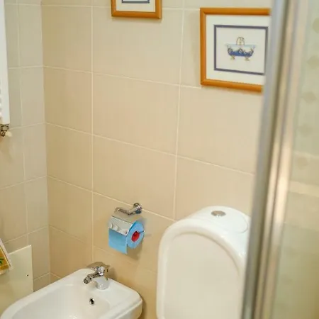 Rito's Paradise דירה נאזרה