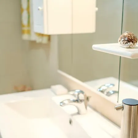 Rito's Paradise דירה נאזרה